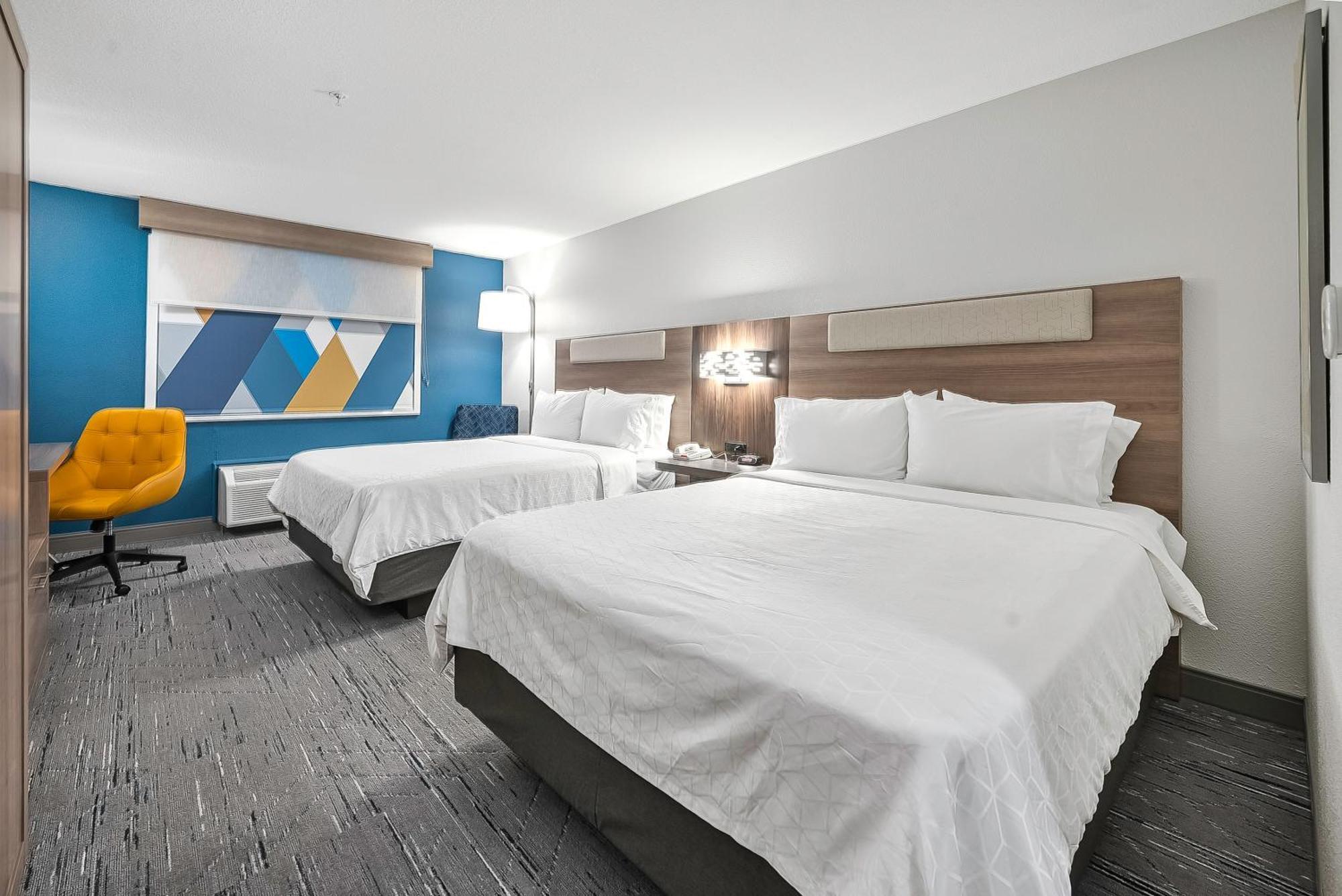 Holiday Inn Express Palestine By Ihg Buitenkant foto